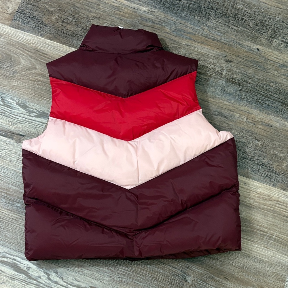 🆕 Old Navy Maroon Quilted Vest - Picture 6 of 6